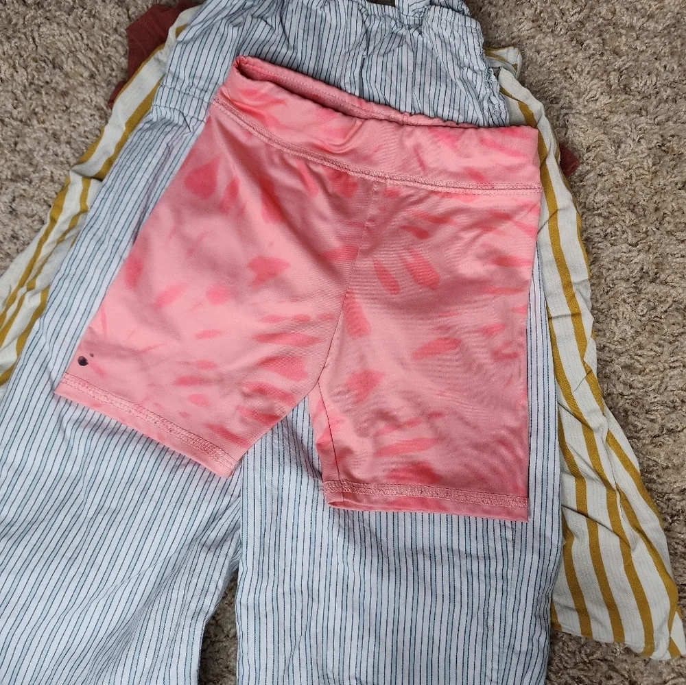 1 Box of 19 Toddler Girls Size 2T‎ Items Mixed